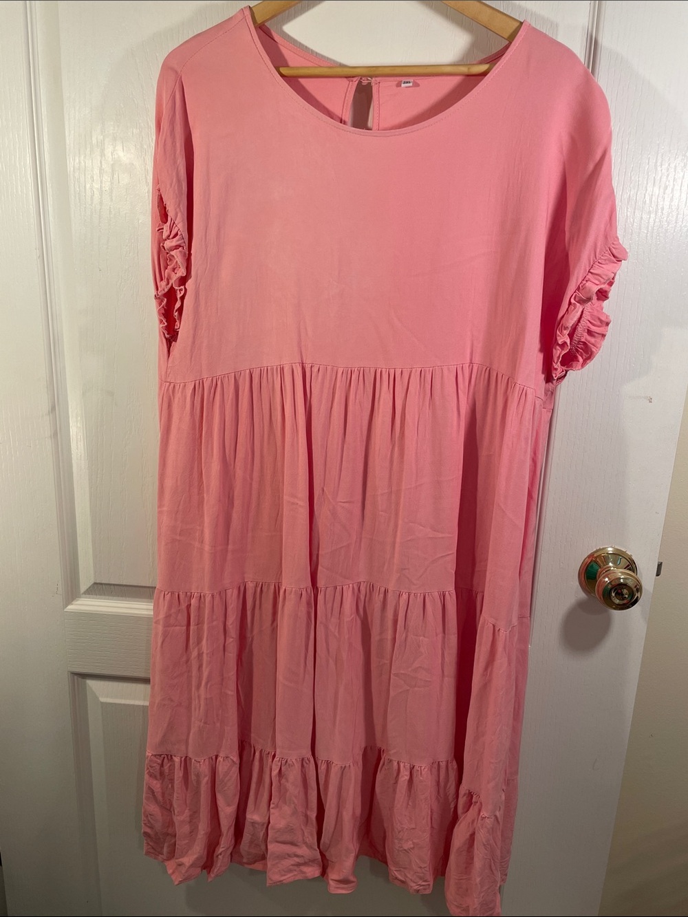 Source Unknown Pink Tiered Midi Dress